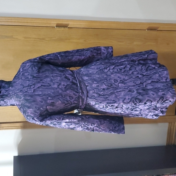 2OH purple marbled mid length button up blazer SHARP 💜 - Picture 4 of 11